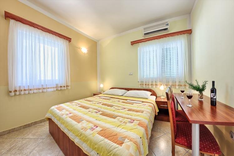 Apartments & Rooms Ruzmarin Rogoznica  Exterior foto