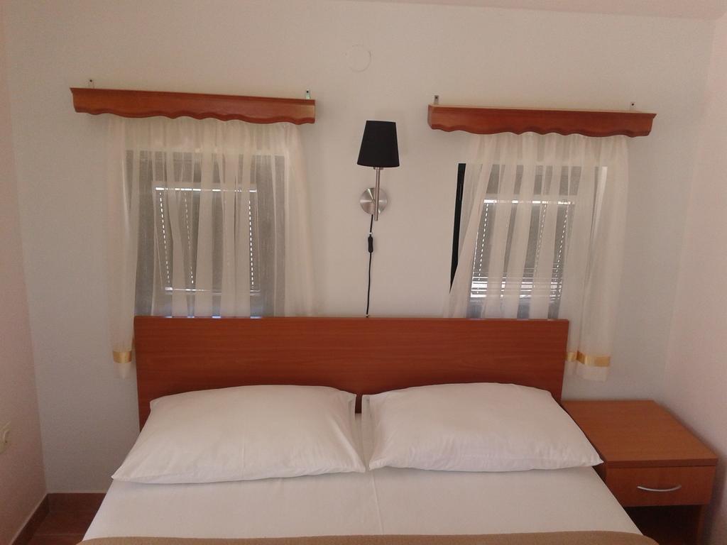 Apartments & Rooms Ruzmarin Rogoznica  Quarto foto