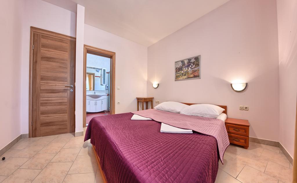 Apartments & Rooms Ruzmarin Rogoznica  Quarto foto
